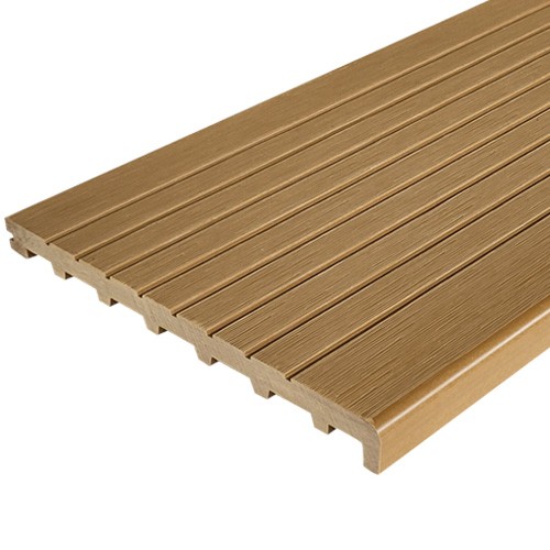 Ступень ДПК Latitudo Step-320 Орех Полнотелая купить в Калаче-на-Дону